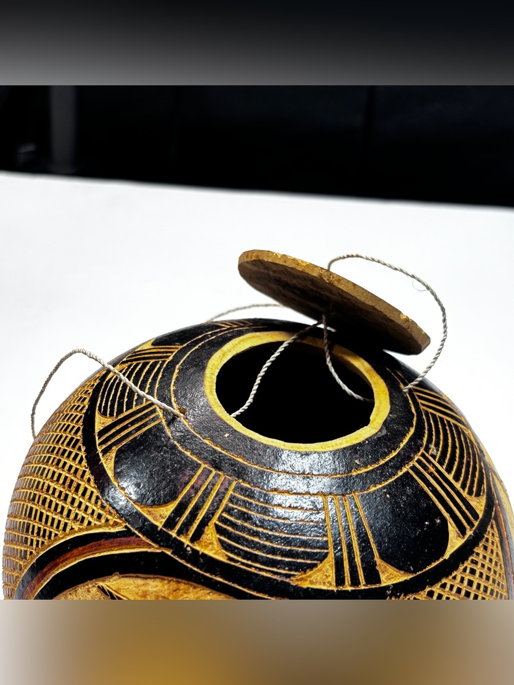 Antique Hand Carved African Hanging Gourd Vessel Lidded Calabash Bird Decor - Picture 9 of 14